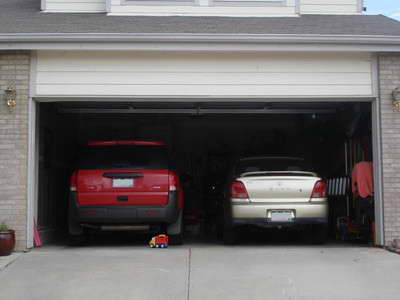 Нужен ли гараж для автомобиля?