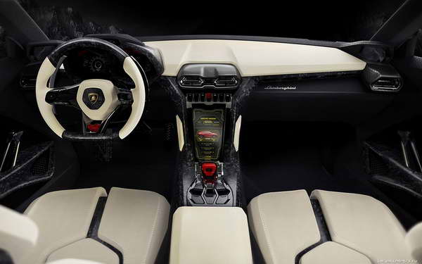 фото салон Lamborghini Urus