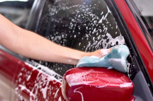 Как быстро и правильно помыть машину снаружи